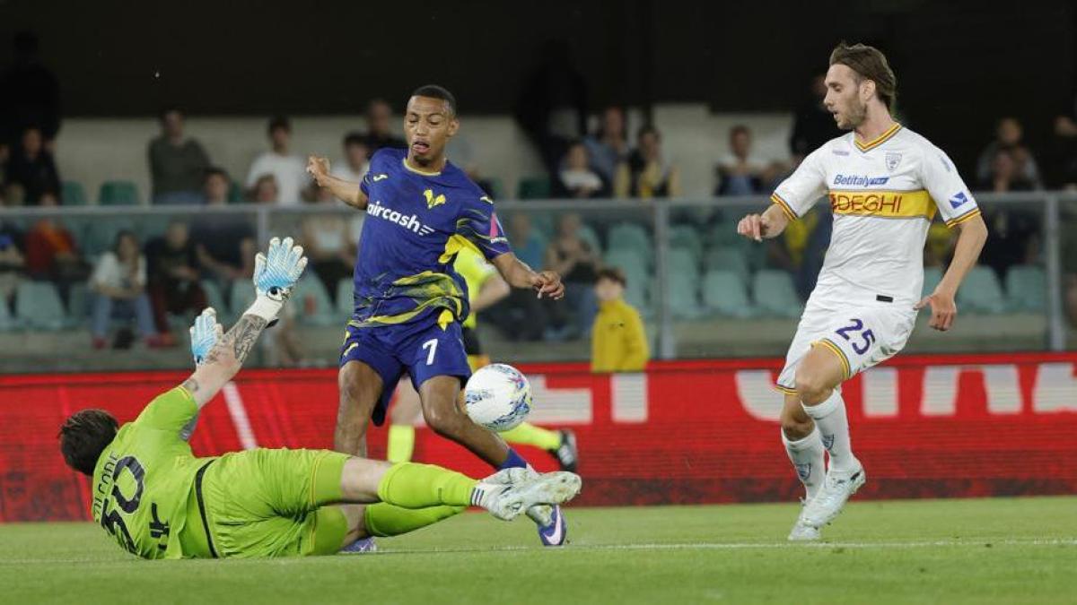 LIVE Verona-Lecce 0-0: il tiro di Coulibaly viene murato. Nessun cambio dopo l'intervallo