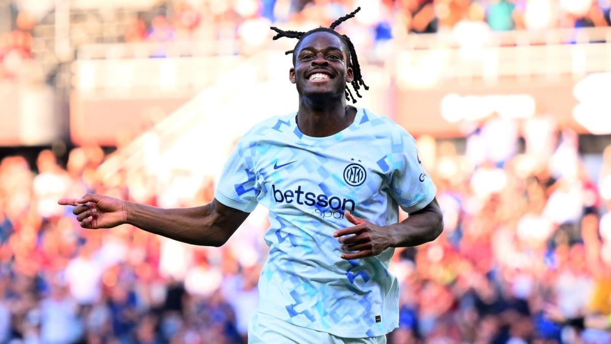 bisseck da sacrificabile a pilastro inter lui e akanji punti fermi in difesa poi sar224 rivoluzione