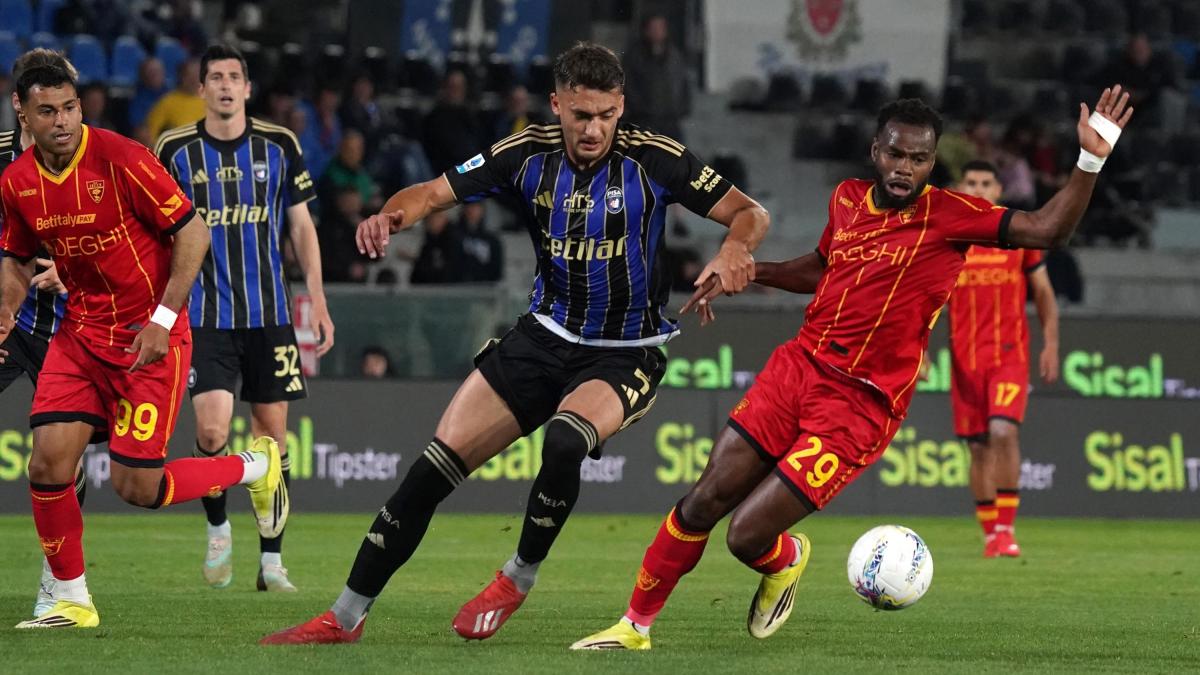 Pisa-Lecce, le pagelle: Stojilkovic sbaglia tutto, 4,5. Falcone, mani sulla salvezza: 7