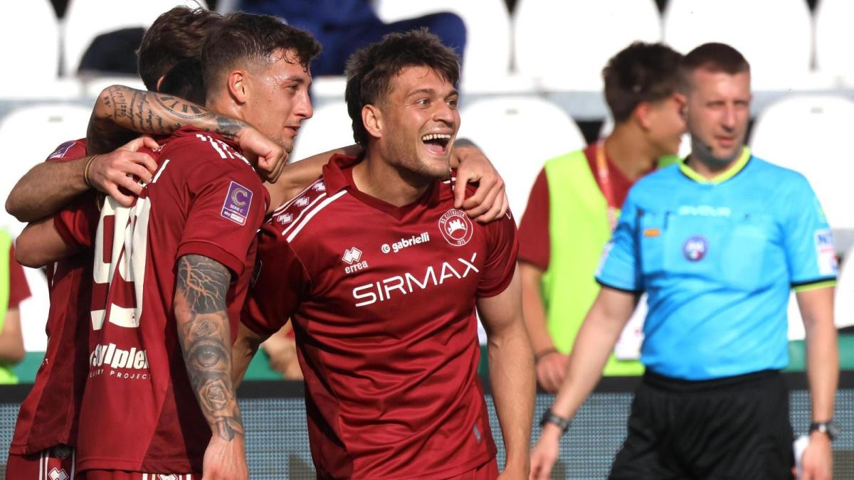 La Juve Next Gen pareggia ma passa, avanti anche Cittadella e Crotone. Fuori Atalanta U23 e Ternana