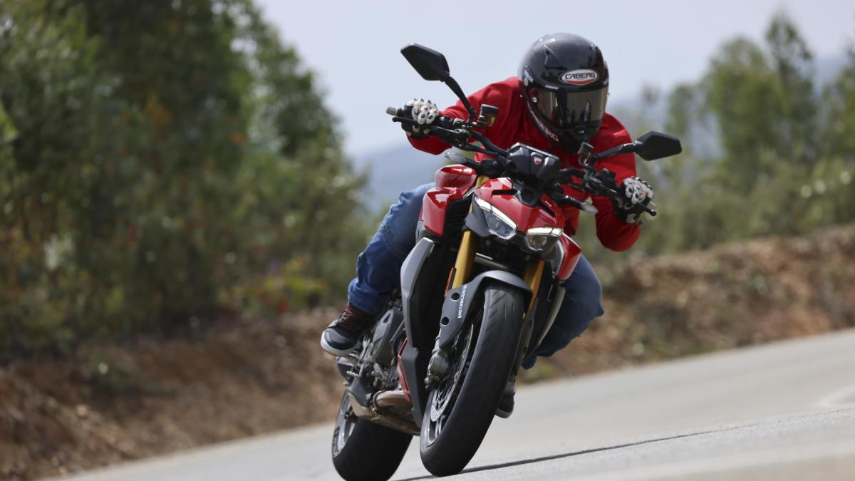 Metzeler Sportec 01 e 01 RS: la prova degli pneumatici sportivi