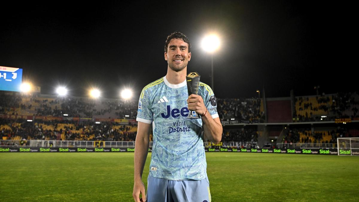 Juve, tutto su Vlahovic: la Juve vedrà il padre per un rinnovo breve