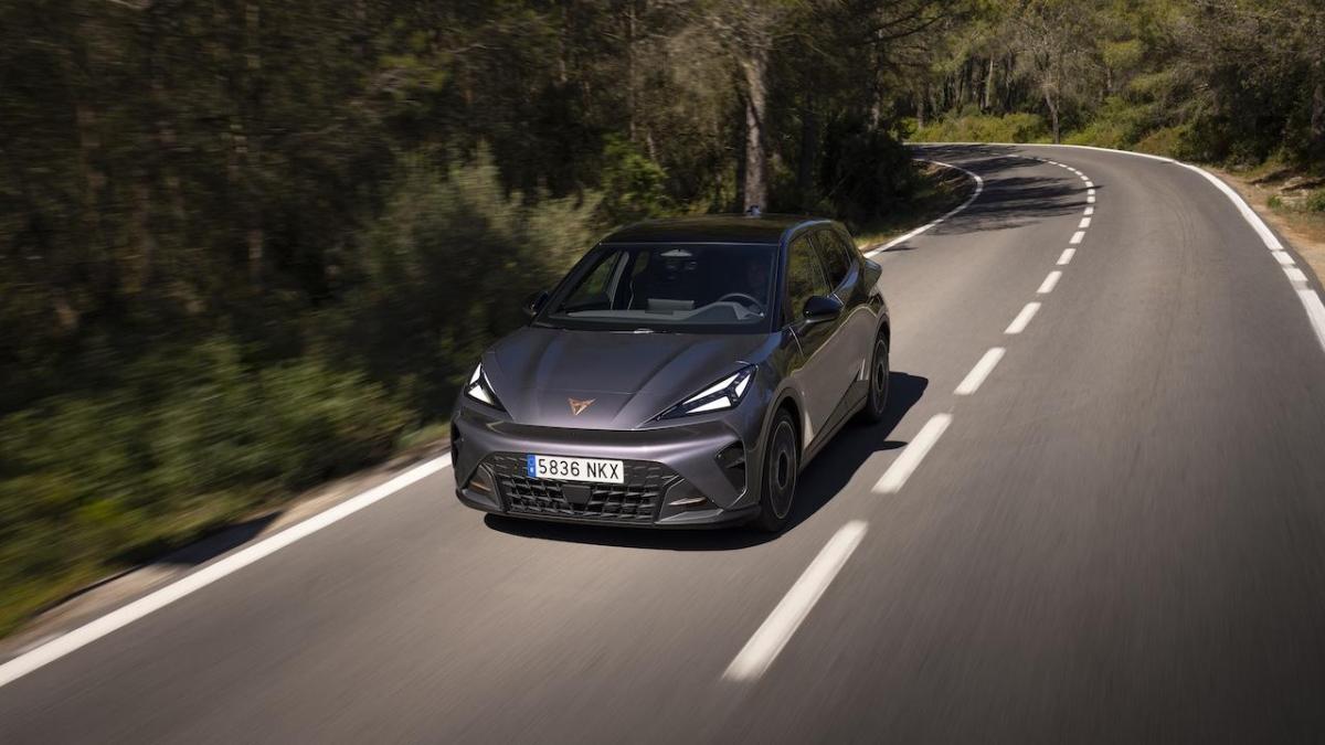 cupra raval prezzi e allestimenti della nuova hatchback elettrica da Gazzetta.it cupra raval prezzi e allestimenti della nuova hatchback elettrica