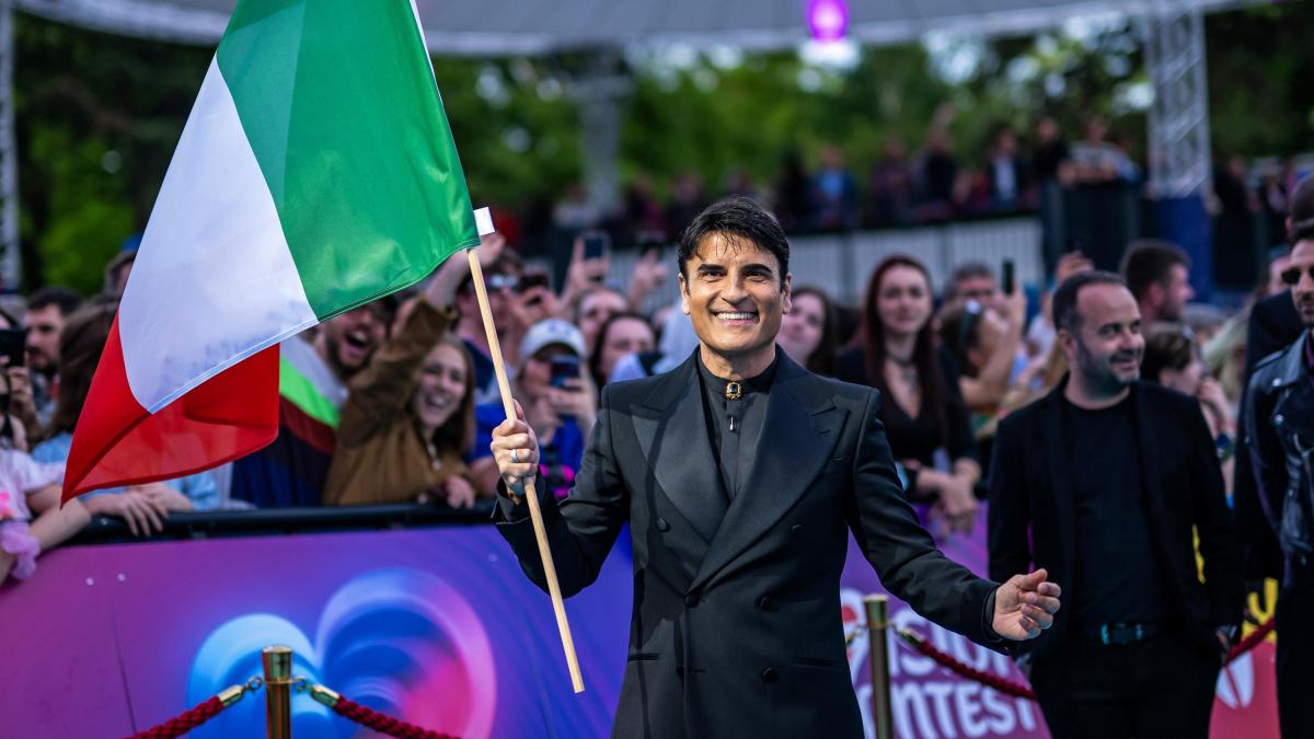 eurovision 2026 le foto della cerimonia di apertura con sal da vinci e gli altri cantanti