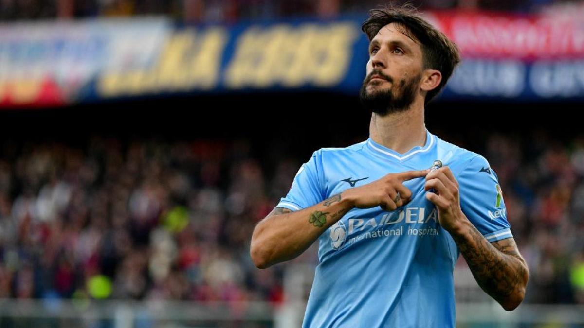 luis alberto amo la lazio andr242 in curva coi tifosi tornare magari da allenatore