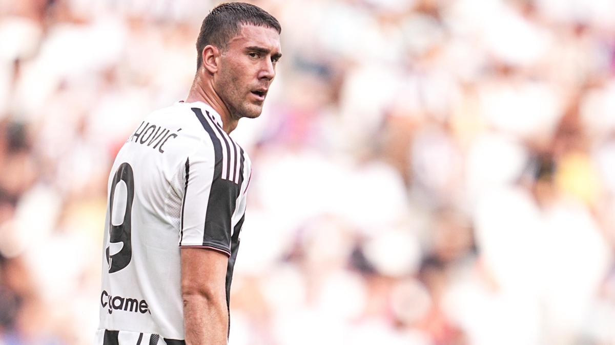 juve fiorentina le formazioni ufficiali spalletti conferma vlahovic vanoli con piccoli dal 1 