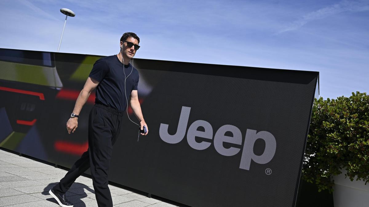 vlahovic a torino solo perch233 ha casa per il nuovo centravanti la juve ha 4 trattative aperte da Gazzetta.it vlahovic a torino solo perch233 ha casa per il nuovo centravanti la juve ha 4 trattative aperte