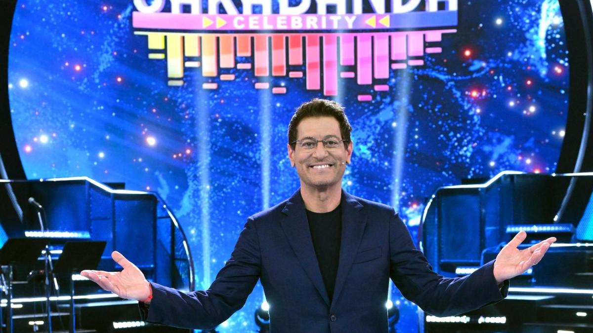 Sarabanda Celebrity su Italia 1 con Enrico Papi: i vip dell'