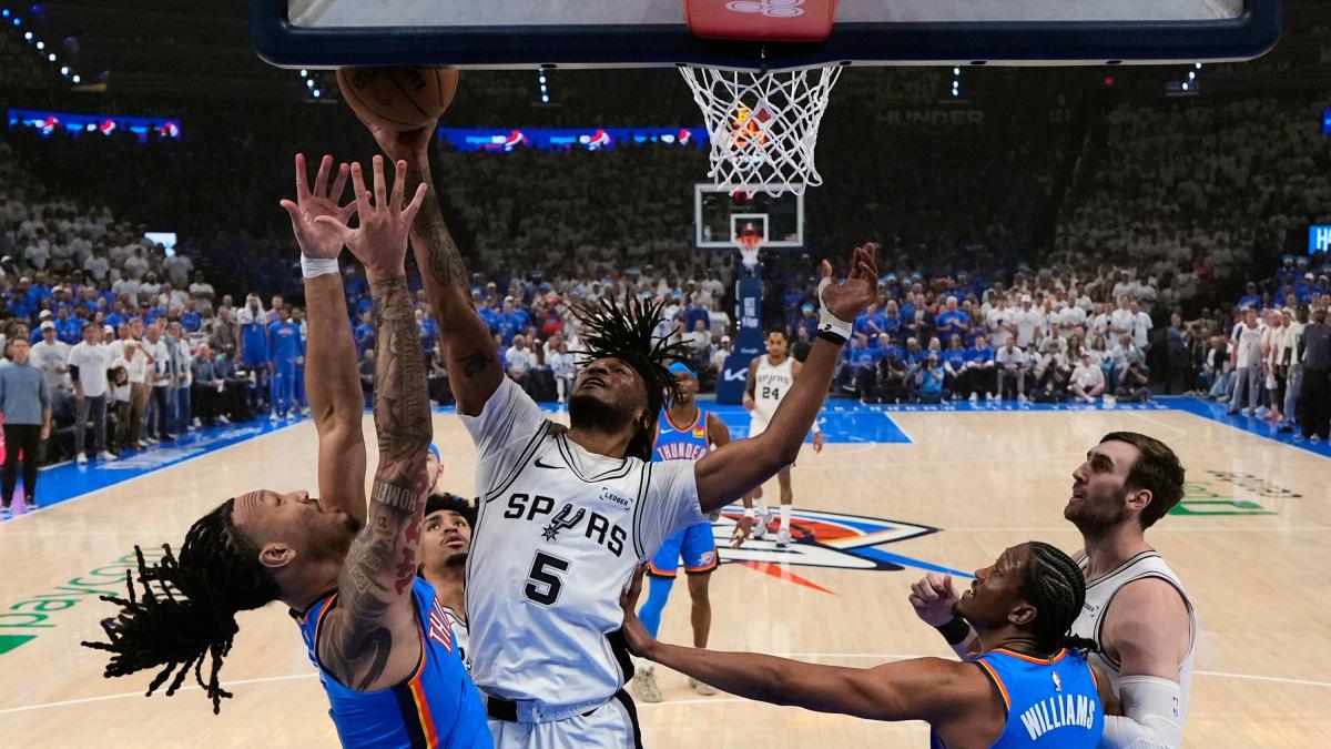 shai segna caruso sorprende i thunder piegano gli spurs 1 1 ko jalen williams e harper da Gazzetta.it shai segna caruso sorprende i thunder piegano gli spurs 1 1 ko jalen williams e harper