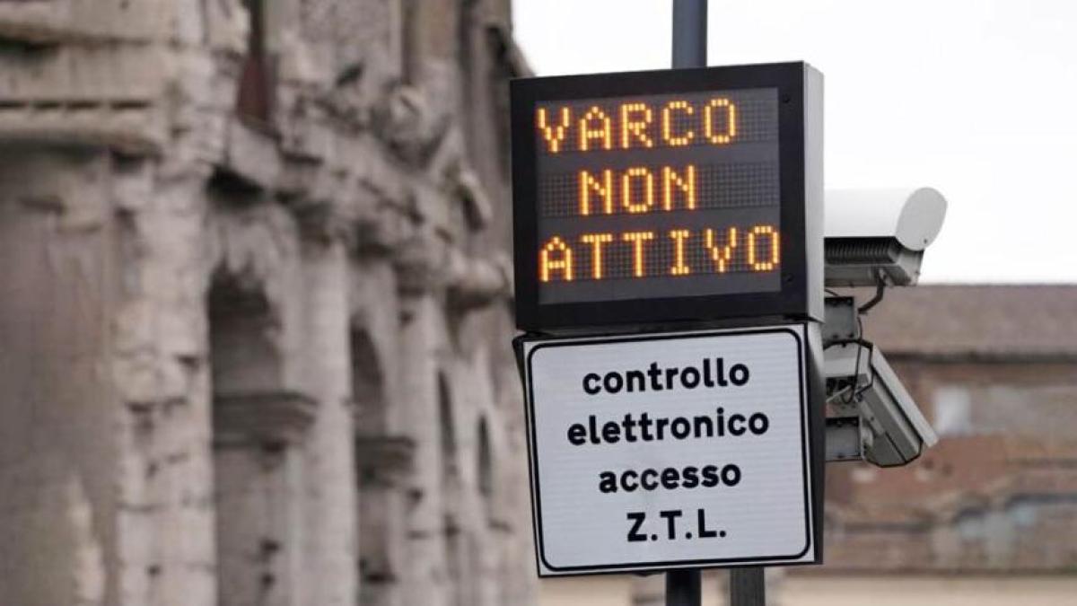 ztl roma in 48 ore incassati 200mila euro per i pass auto elettriche da Gazzetta.it ztl roma in 48 ore incassati 200mila euro per i pass auto elettriche