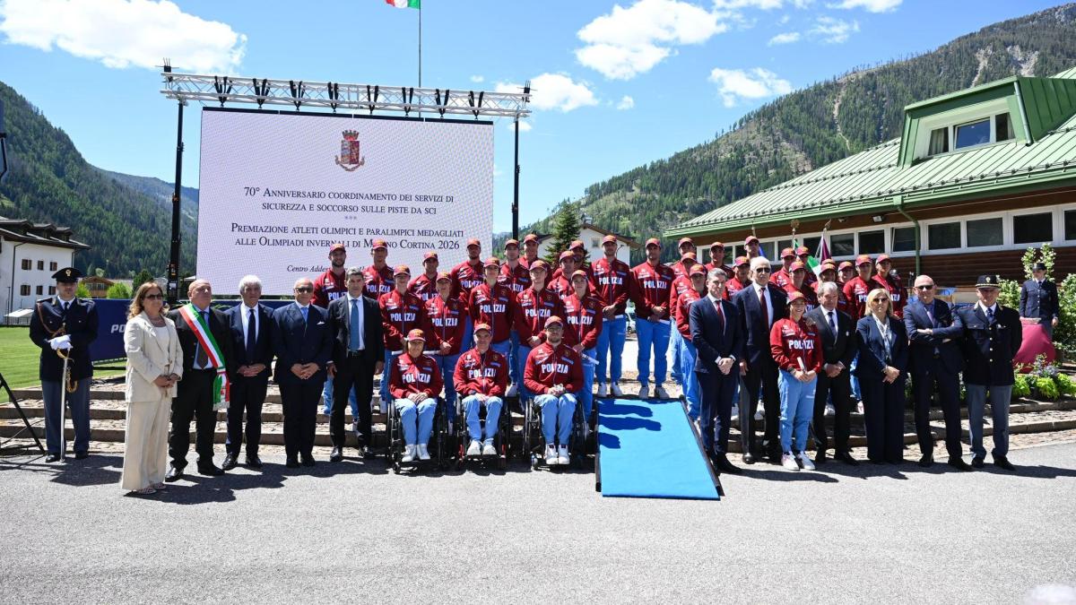 Festa della Polizia a Moena: premiati i medagliati ai Giochi delle Fiamme Oro