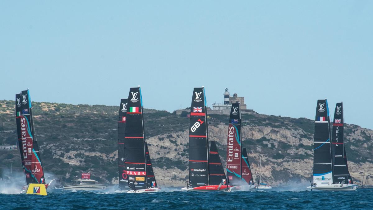 live america s cup 2170 giornata di regate preliminari alle 15 si riparte con luna rossa in testa