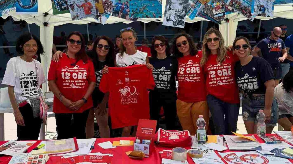 in acqua per aism a roma torna la 12 ore nuotando con amore da Gazzetta.it in acqua per aism a roma torna la 12 ore nuotando con amore