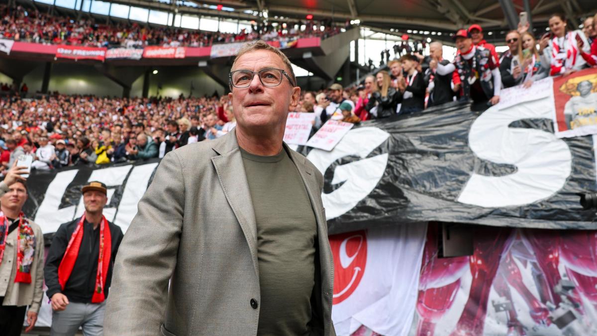 resta con noi fino al 2028 i tifosi austriaci pregano rangnick lui glissa e rivedr224 il milan da Gazzetta.it resta con noi fino al 2028 i tifosi austriaci pregano rangnick lui glissa e rivedr224 il milan