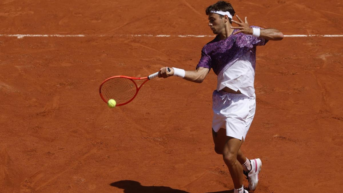 LIVE Roland Garros: alle 14 Cobolli-Auger Aliassime, chi vince sfida in semifinale Arnaldi e Berrettini