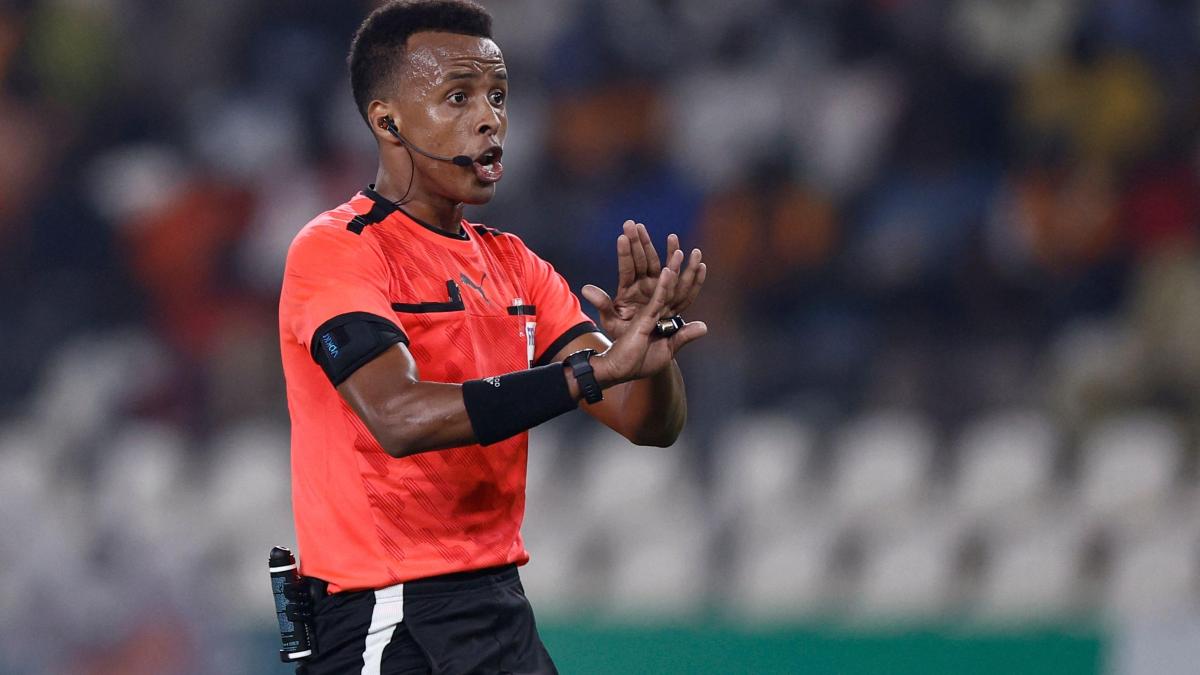 Lo sfogo dell'arbitro somalo: "Vivevo un sogno. E invece son