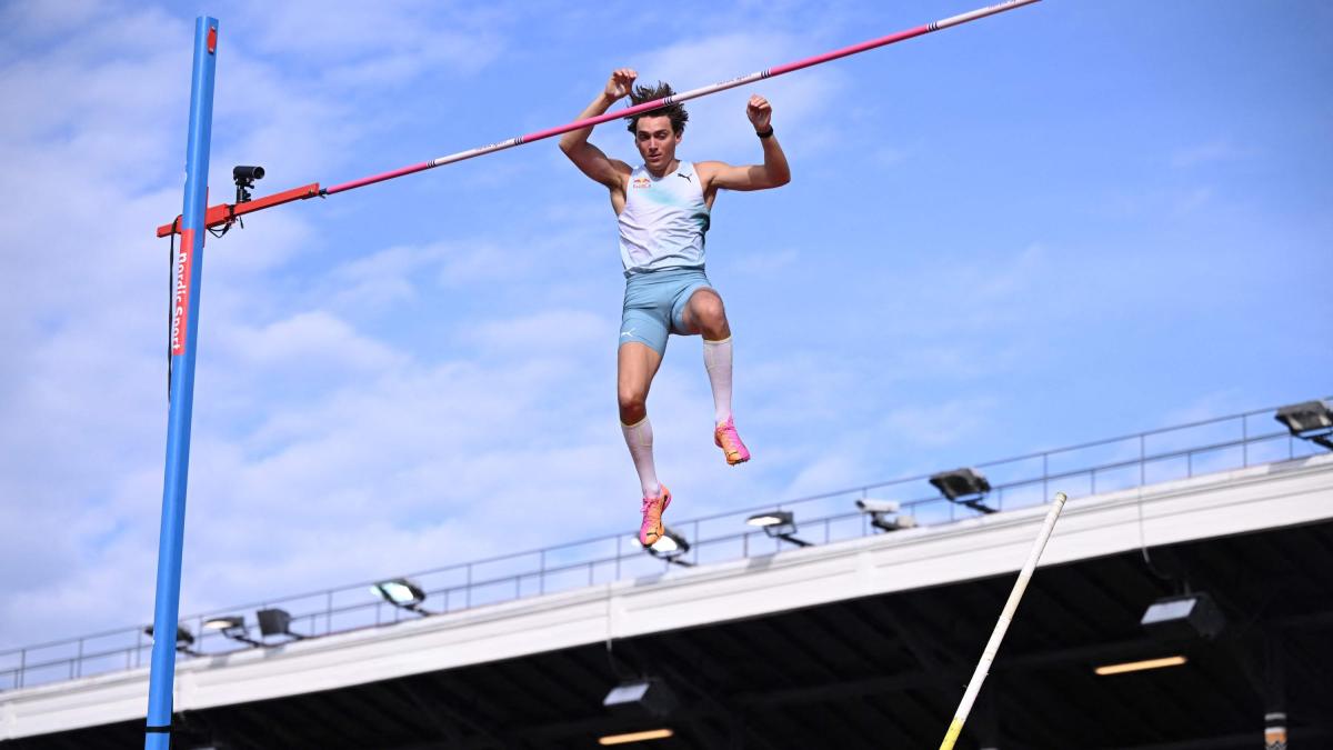 Duplantis: "Quando salto divento ossessivo, amo l'Italia e quella a volta a San Siro con Ibra..."