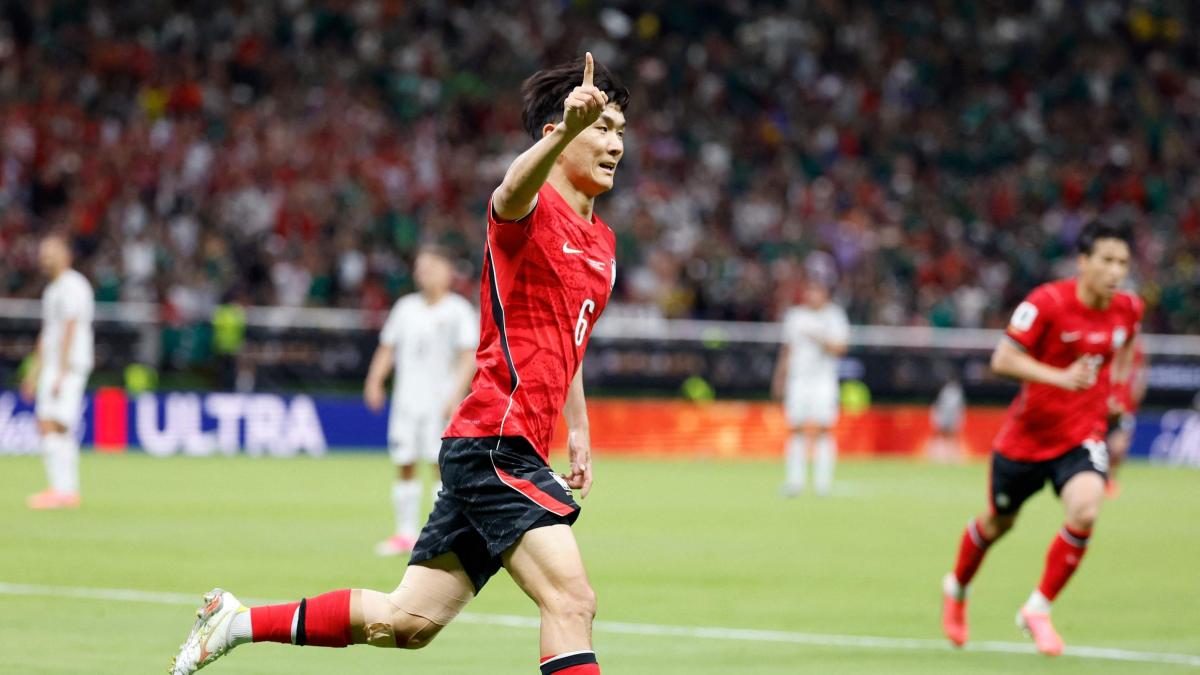 sud corea repubblica ceca le pagelle hwang in beom da 8 schick non tocca palla 5 da Gazzetta.it sud corea repubblica ceca le pagelle hwang in beom da 8 schick non tocca palla 5