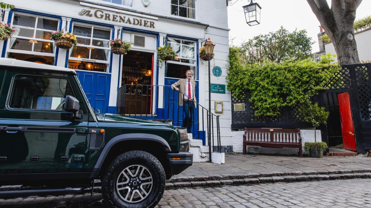 The Grenadier, il pub dove è nato il fuoristrada Ineos per gli orfani del vecchio Defender