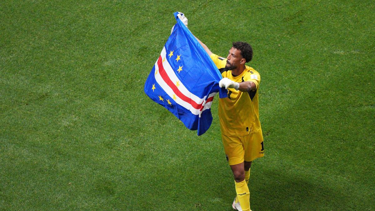 Super Vozinha! Chi è il 40enne che ha "parato" la Spagna ed è diventato eroe nazionale a Capo Verde