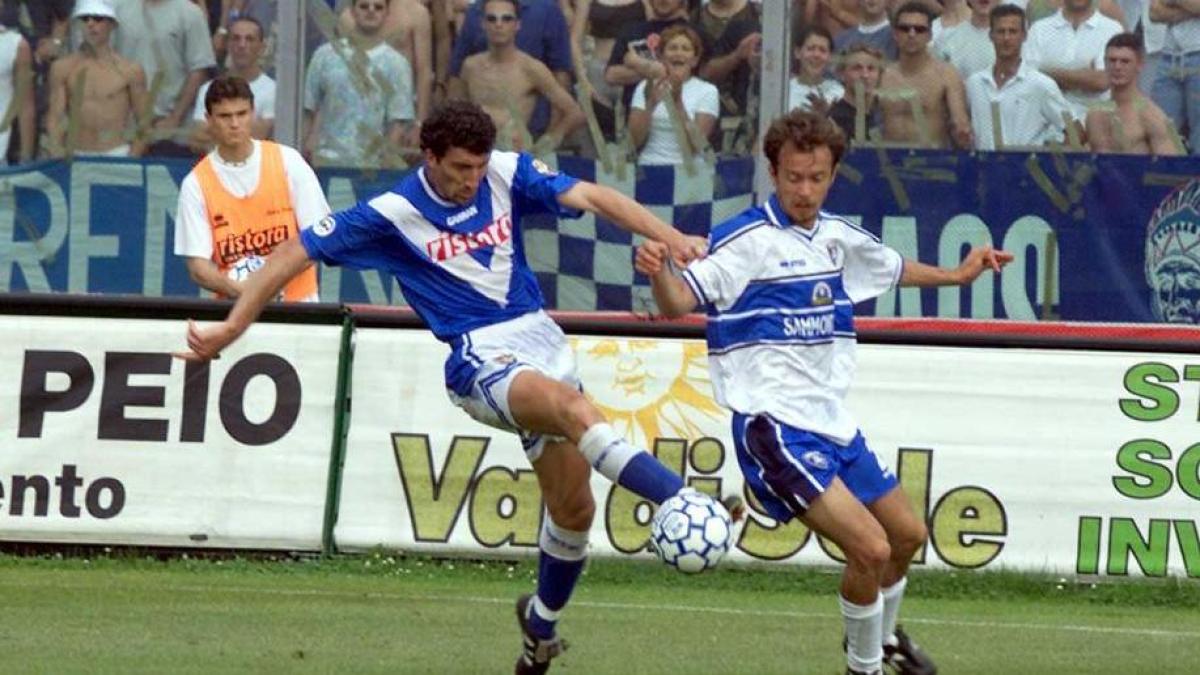 da protti a o rei di catanzaro e hubner quando il bomber fa impazzire la provincia da Gazzetta.it da protti a o rei di catanzaro e hubner quando il bomber fa impazzire la provincia