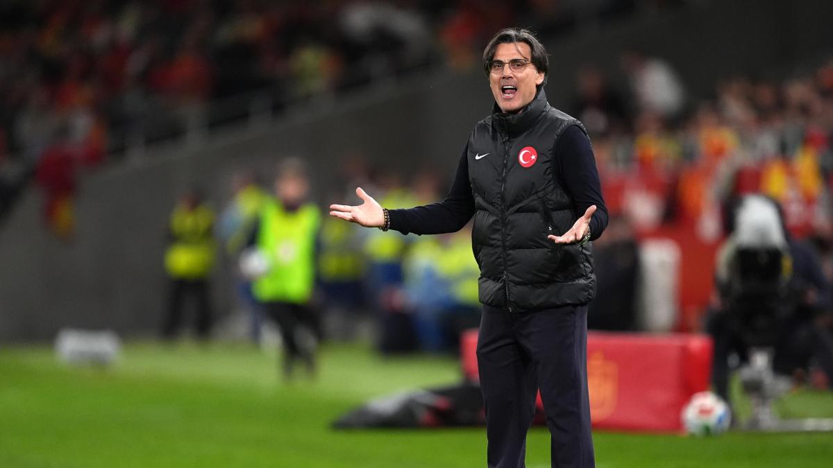 LIVE Alle 5 Turchia-Paraguay, le ufficiali: Montella con Yildiz e Calha dal 1'