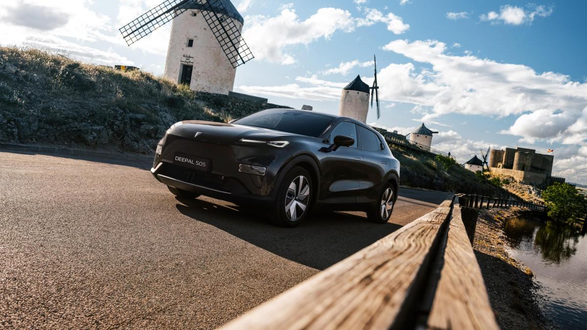 changan deepal s05 la prova del suv ibrido plug in come va consumi e prezzi da Gazzetta.it changan deepal s05 la prova del suv ibrido plug in come va consumi e prezzi