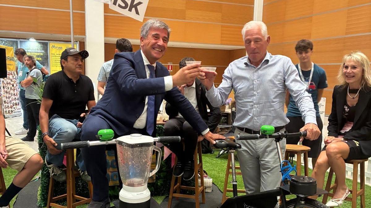 da moser a bugno a rimini c 232 velo city il summit mondiale della ciclabilit224 da Gazzetta.it da moser a bugno a rimini c 232 velo city il summit mondiale della ciclabilit224
