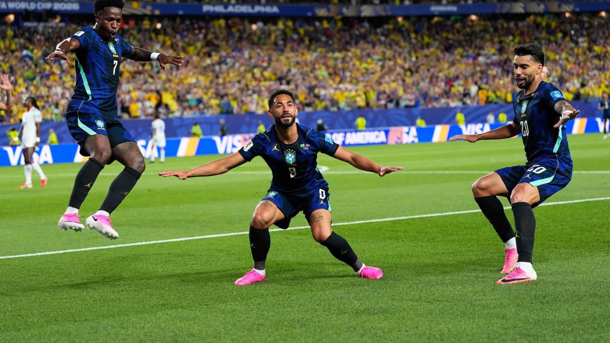 cunha il surfista del gol che fa sognare il brasile dagli scontri con simeone al boom in premier da Gazzetta.it cunha il surfista del gol che fa sognare il brasile dagli scontri con simeone al boom in premier