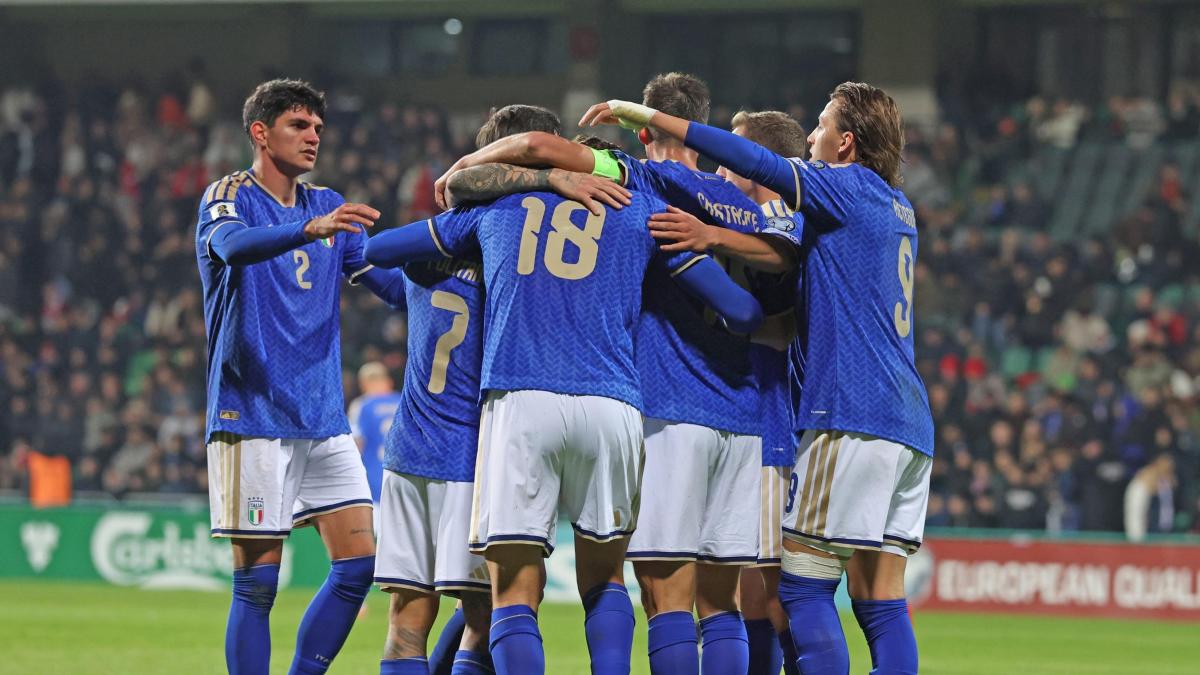 cinque cose che malag242 deve fare per riaccendere l italia del calcio da Gazzetta.it cinque cose che malag242 deve fare per riaccendere l italia del calcio