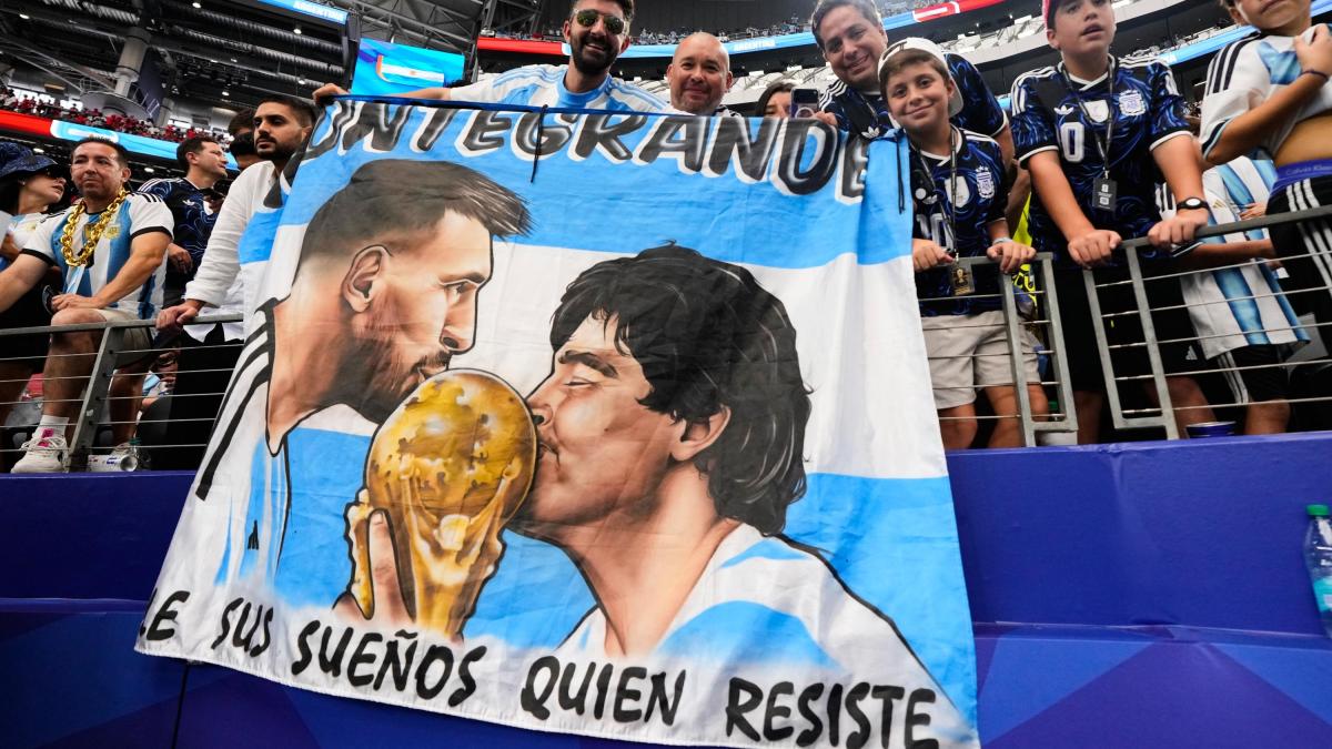 messi vale d10s paragone inutile ma a ogni partita leo 232 sempre meno umano da Gazzetta.it messi vale d10s paragone inutile ma a ogni partita leo 232 sempre meno umano