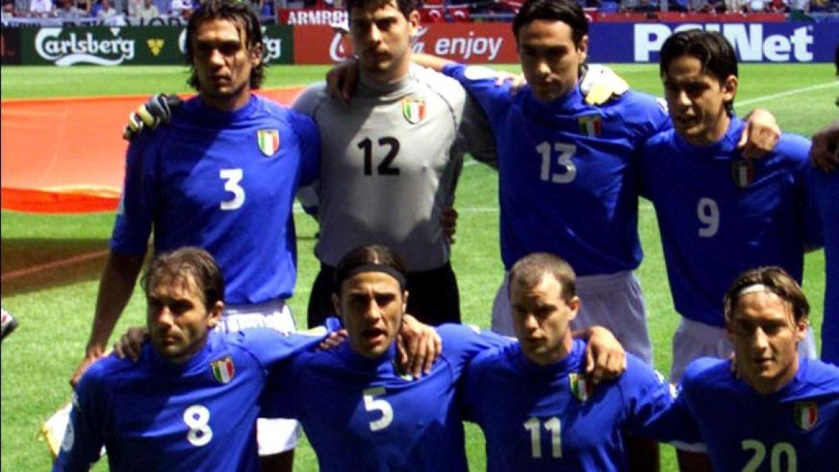 Dalla domanda da Biscardi a una vita in Nazionale: Conte e Maldini, storie d'amore tinte d'azzurro