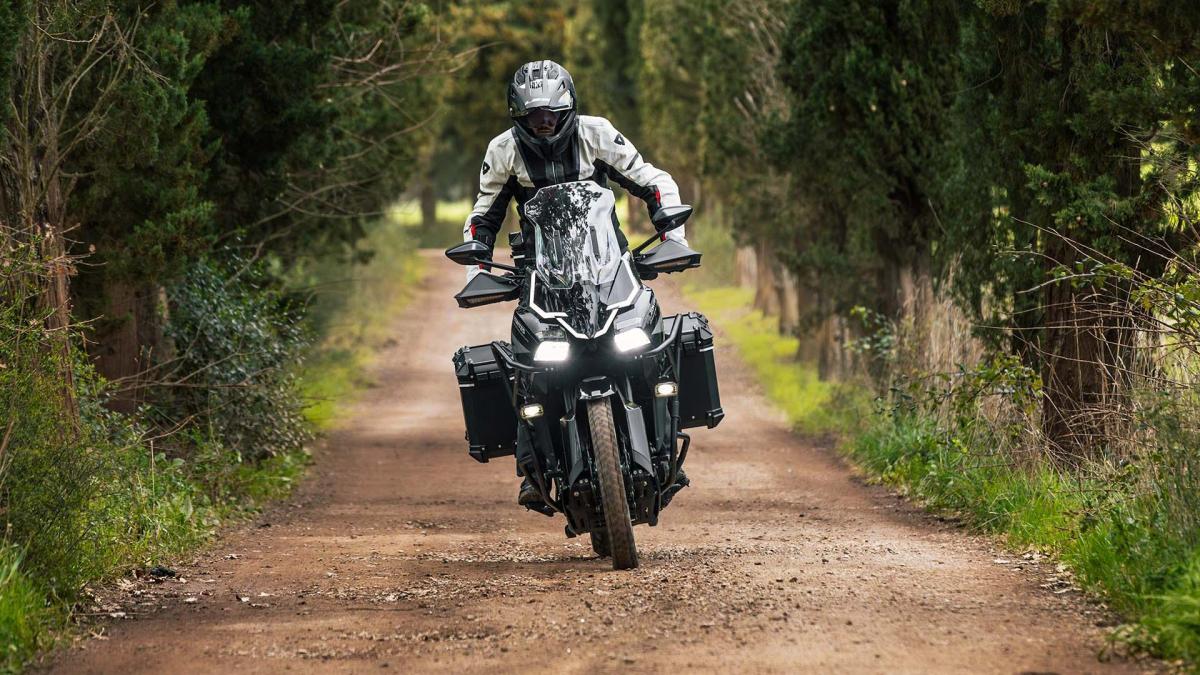 zontes 703f sull8217adventure cinese debutta il ride by wire da Gazzetta.it zontes 703f sull8217adventure cinese debutta il ride by wire