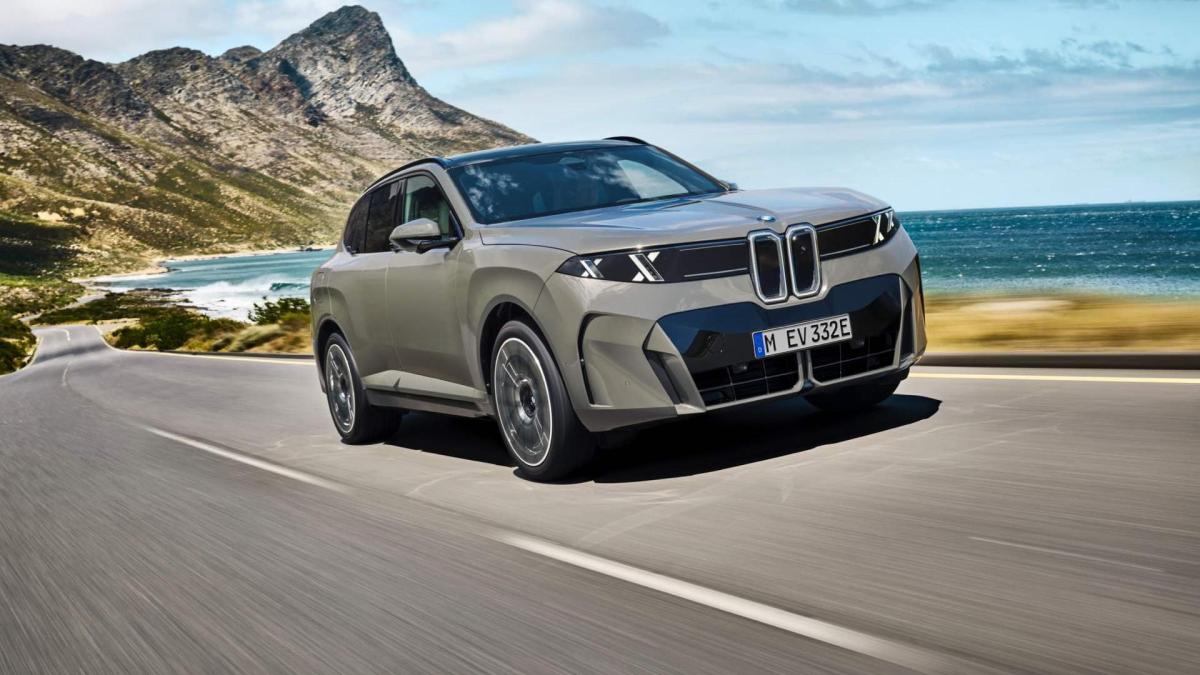 bmw x5 la famiglia si allarga benzina diesel plug in elettrica e idrogeno