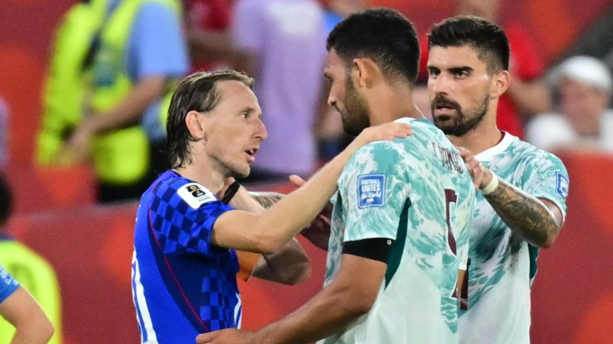 Quanto Milan nella notte magica di Ramos tra assist di Leao e abbracci a Modric: "Il gol? Lo sapevo"
