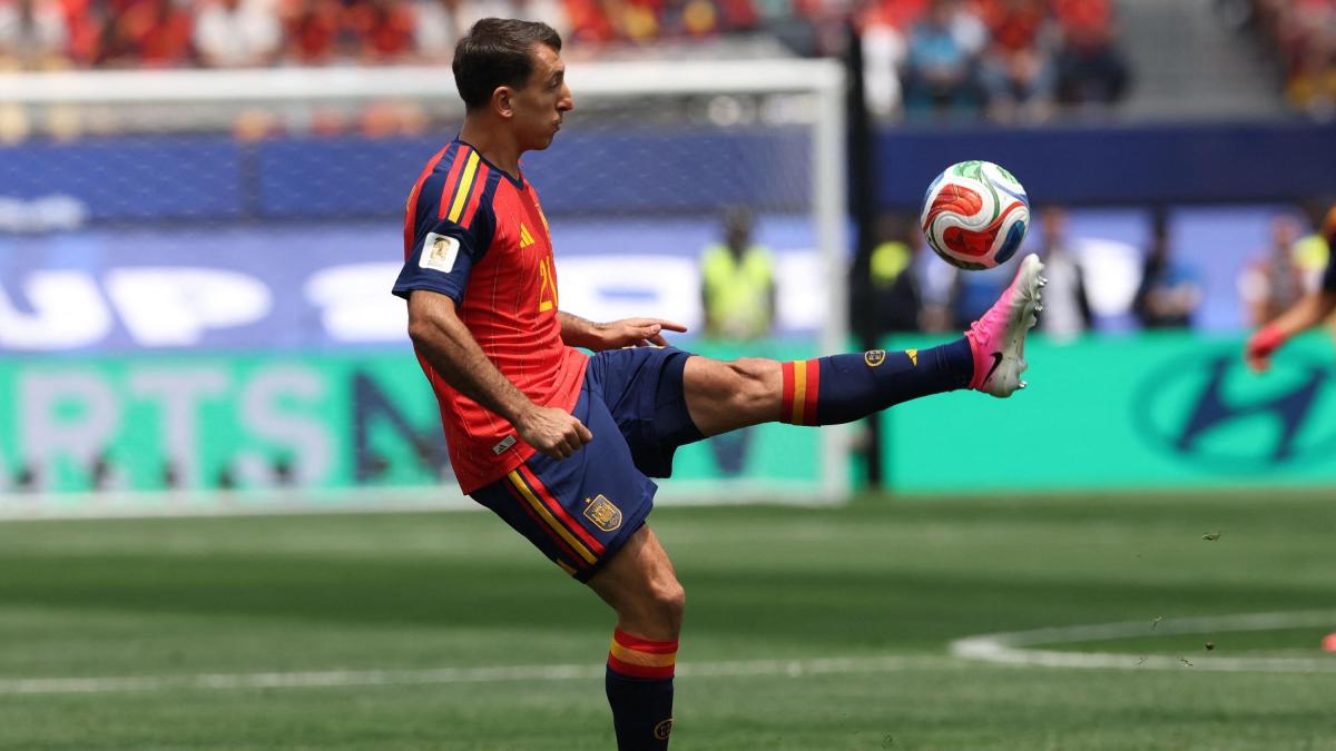 LIVE Alle 21 Portogallo-Spagna, le ufficiali: De la Fuente ancora con Oyarzabal. C'è Leao dal 1'