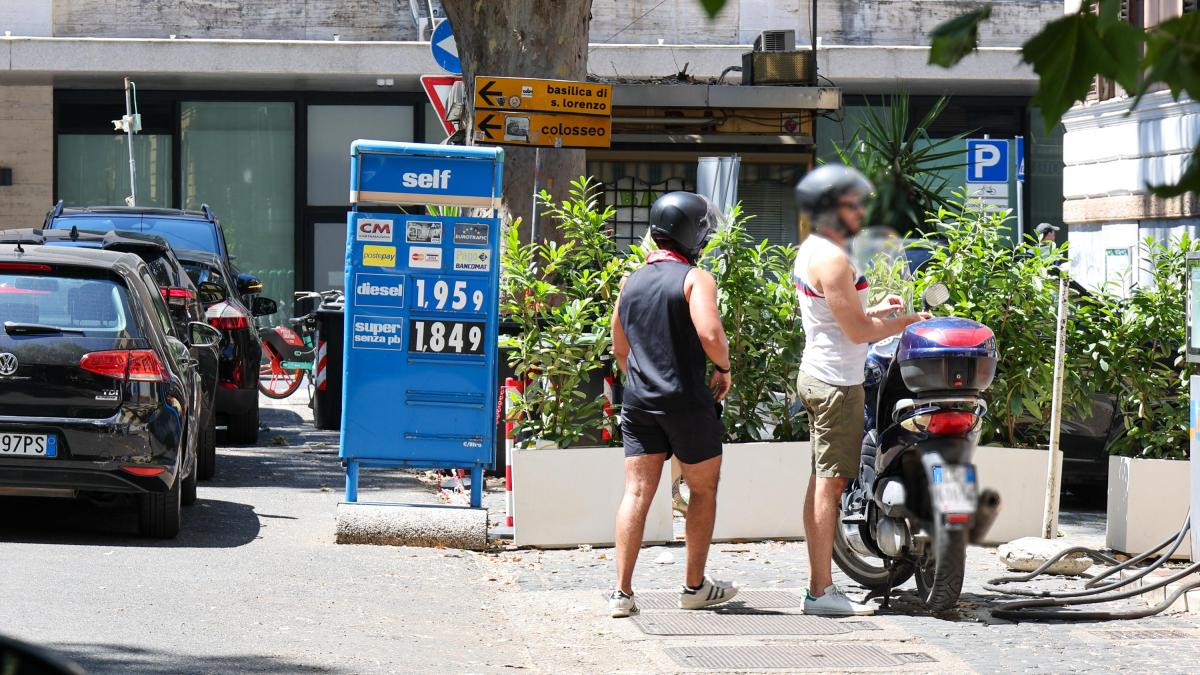prezzo carburanti continua la discesa per benzina e gasolio da Gazzetta.it prezzo carburanti continua la discesa per benzina e gasolio