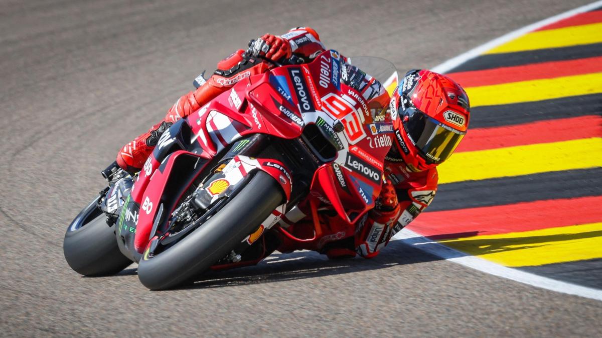 LIVE MotoGP Germania, alle 14 il via del GP: caccia ai fratelli Marquez