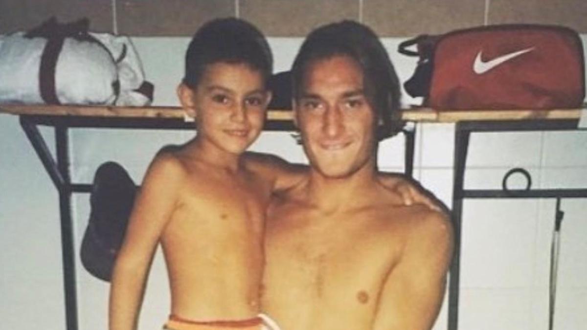 cresciuto a trigoria con totti mattia scala 232 il pi249 giovane tecnico della primavera della roma da Gazzetta.it cresciuto a trigoria con totti mattia scala 232 il pi249 giovane tecnico della primavera della roma