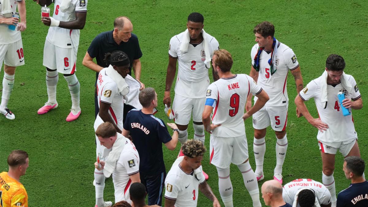 siete fermi in campo muovetevi il labiale di tuchel che sgrida l inghilterra durante il break da Gazzetta.it siete fermi in campo muovetevi il labiale di tuchel che sgrida l inghilterra durante il break