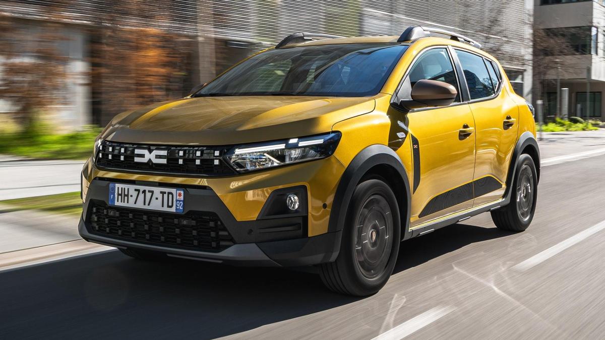 aprono gli ordini della nuova dacia sandero stepway ibrida prezzi allestimenti e consumi da Gazzetta.it aprono gli ordini della nuova dacia sandero stepway ibrida prezzi allestimenti e consumi