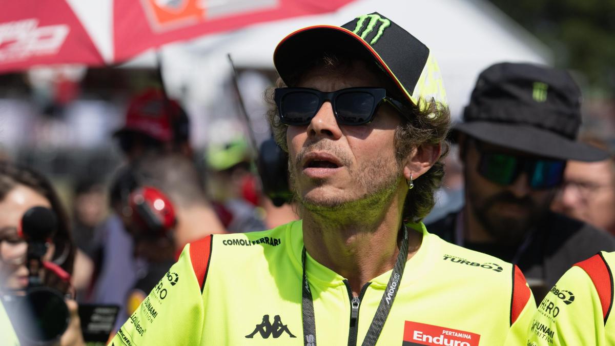 valentino motogp zero rimpianti ora mi diverto in macchina bezzecchi a silverstone ci sar242 da Gazzetta.it valentino motogp zero rimpianti ora mi diverto in macchina bezzecchi a silverstone ci sar242