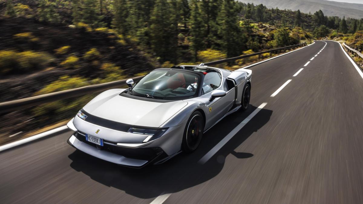 ferrari 849 testarossa spider il cielo sopra 1050 cavalli come va da Gazzetta.it ferrari 849 testarossa spider il cielo sopra 1050 cavalli come va