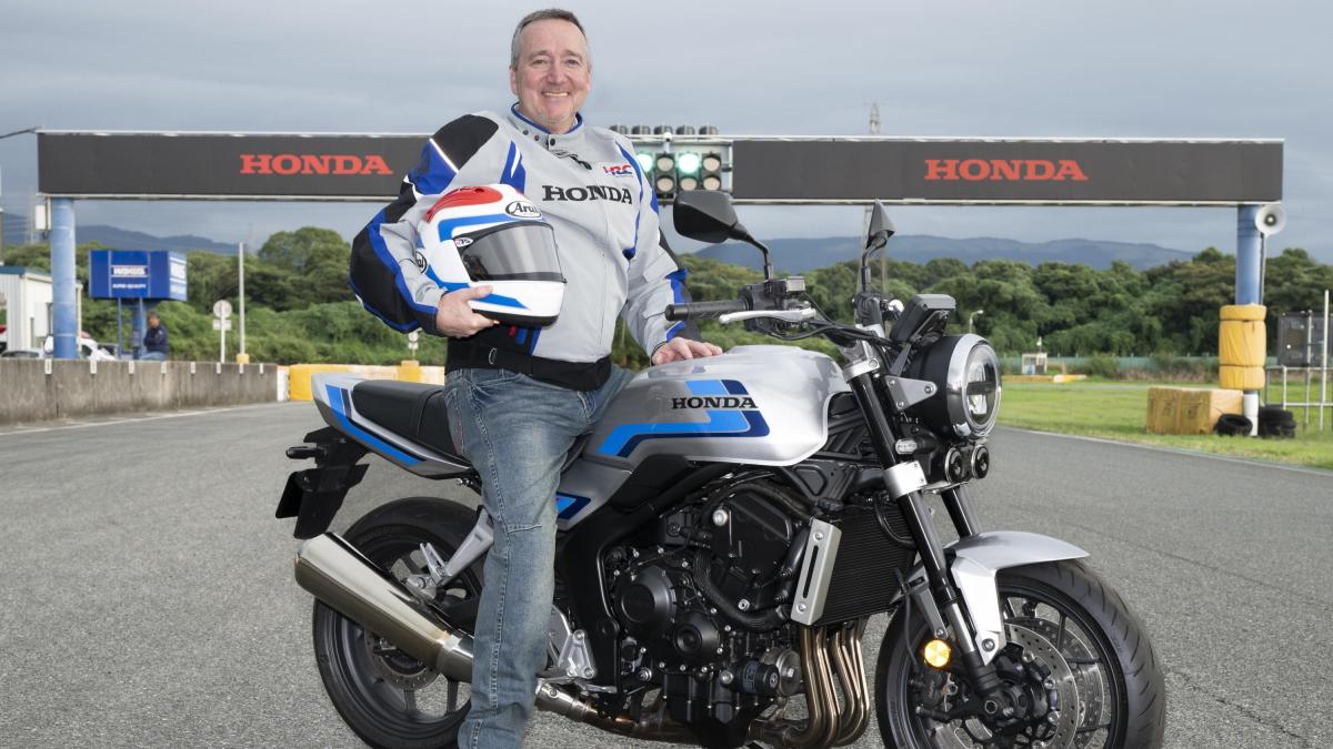 Freddie Spencer tra la Honda CB 1000F e la doppietta del 1985