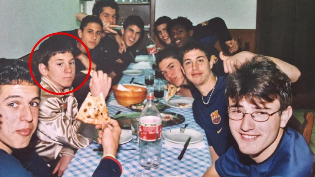 estate 2002 in pizzeria a marina di massa ci sono messi piqu233 fabregas e una coppa da Gazzetta.it estate 2002 in pizzeria a marina di massa ci sono messi piqu233 fabregas e una coppa