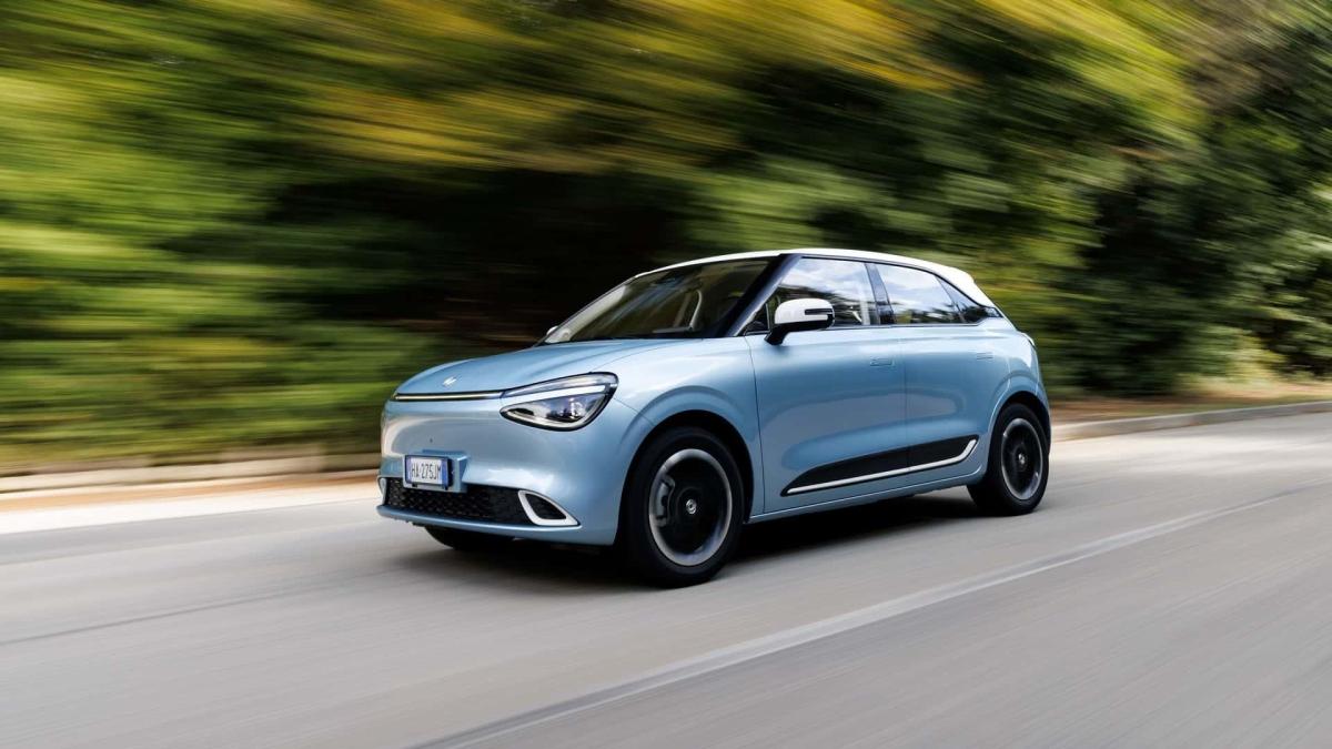 cina presentato un nuovo modello di auto al giorno 200 guerra dei prezzi da Gazzetta.it cina presentato un nuovo modello di auto al giorno 200 guerra dei prezzi