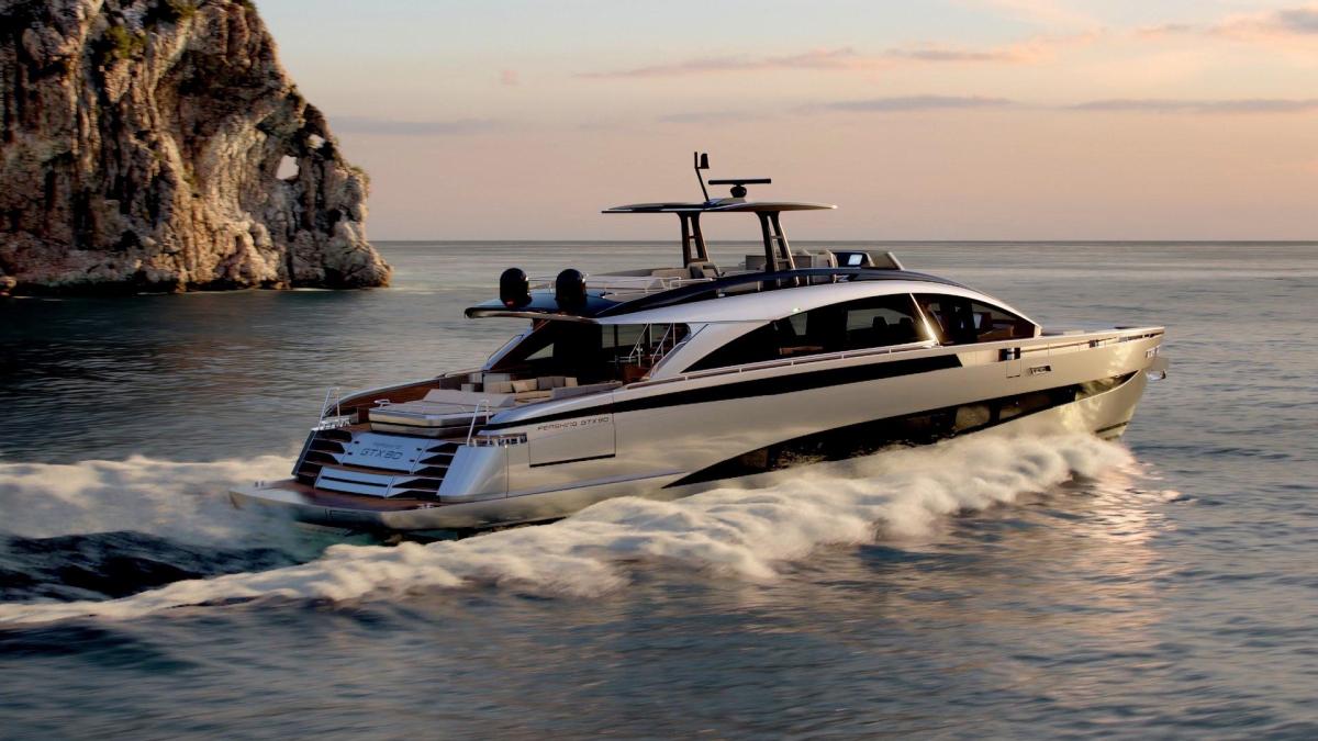 Pershing, varato Gtx90: lo Sport Utility Yacht da 4.500 Cv
