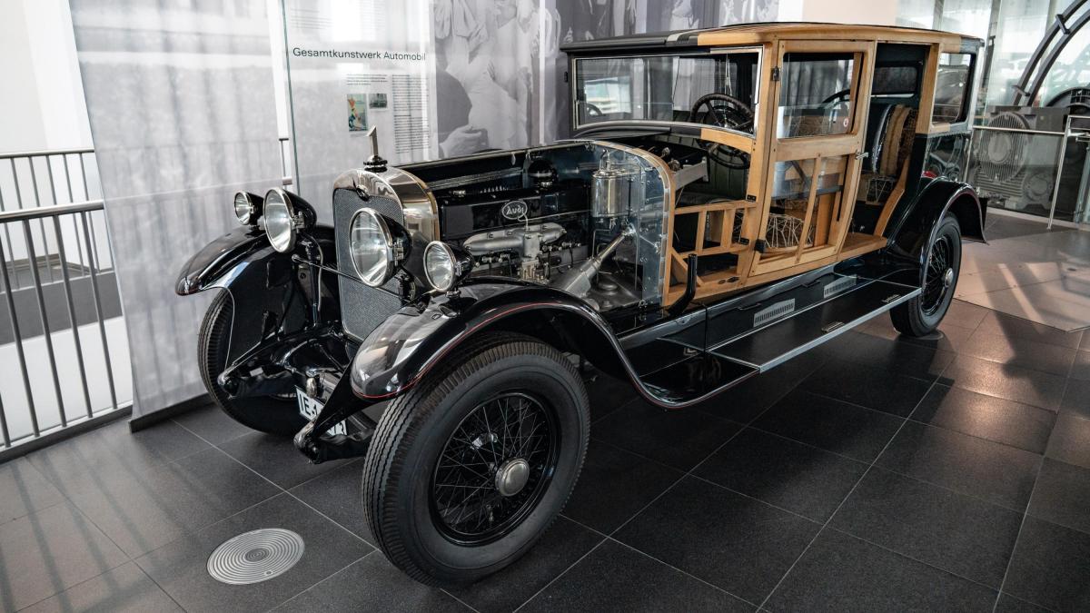 Audi, storia e successi: da Horch ai Quattro anelli, viaggio nella fabbrica delle rivoluzioni