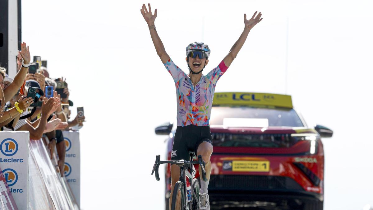 Tour donne, Niewiadoma è la regina del Ventoux: trionfo e maglia gialla. "È gioia pura"