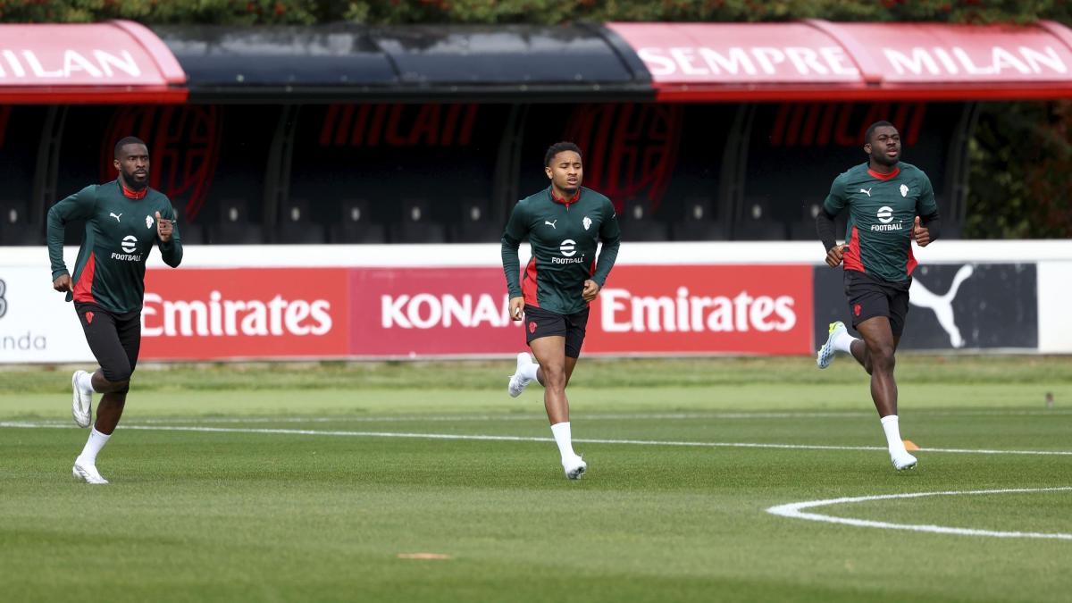 le giornate da epurati di nkunku tomori fofana e odogu si allenano a parte il resto da Gazzetta.it le giornate da epurati di nkunku tomori fofana e odogu si allenano a parte il resto